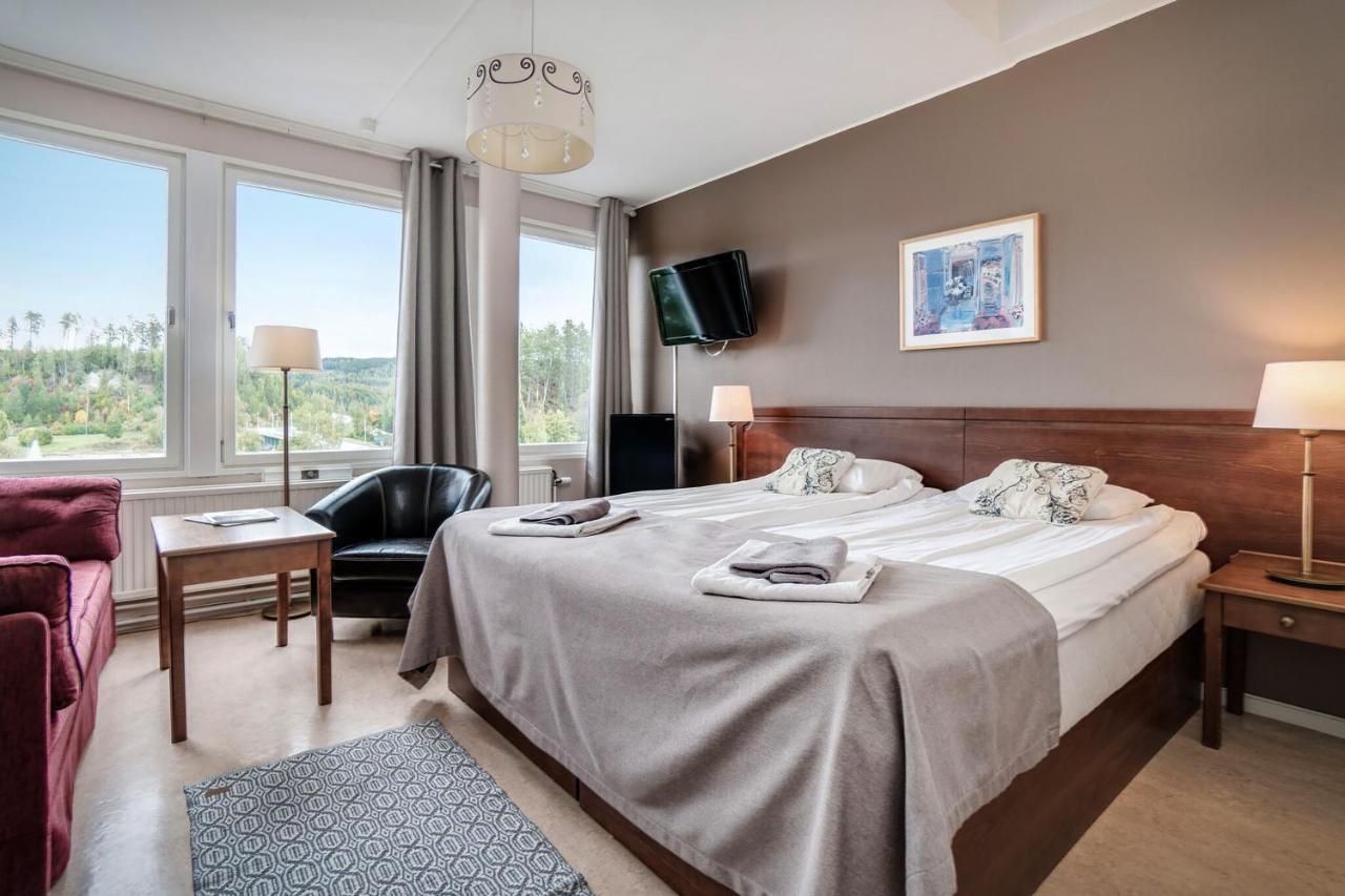 Hotel Solleftea Bagian luar foto