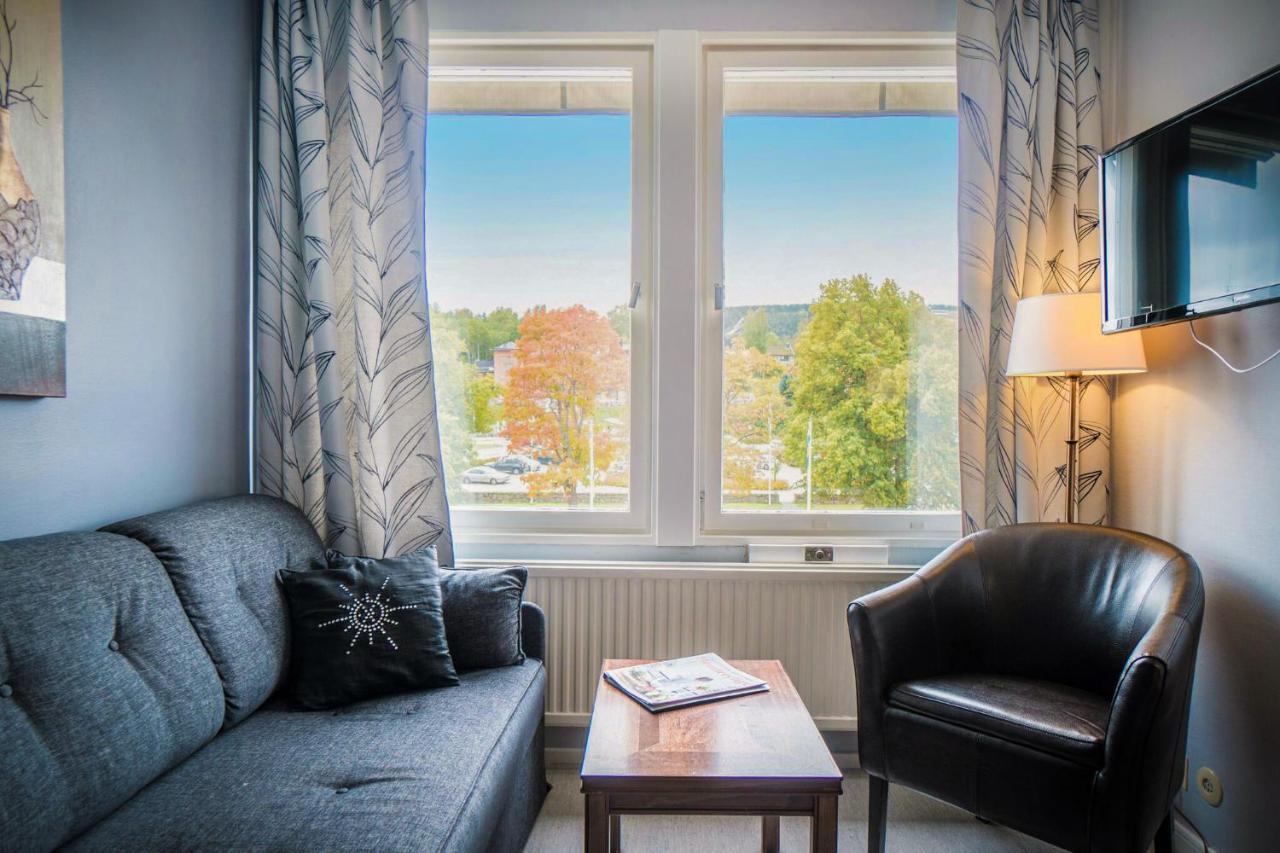 Hotel Solleftea Bagian luar foto