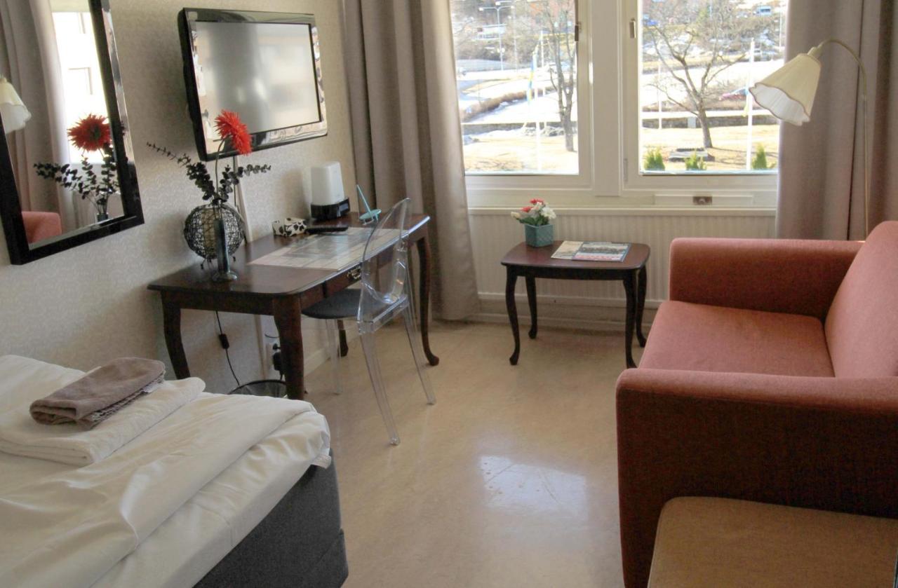 Hotel Solleftea Bagian luar foto