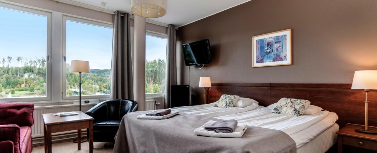 Hotel Solleftea Bagian luar foto