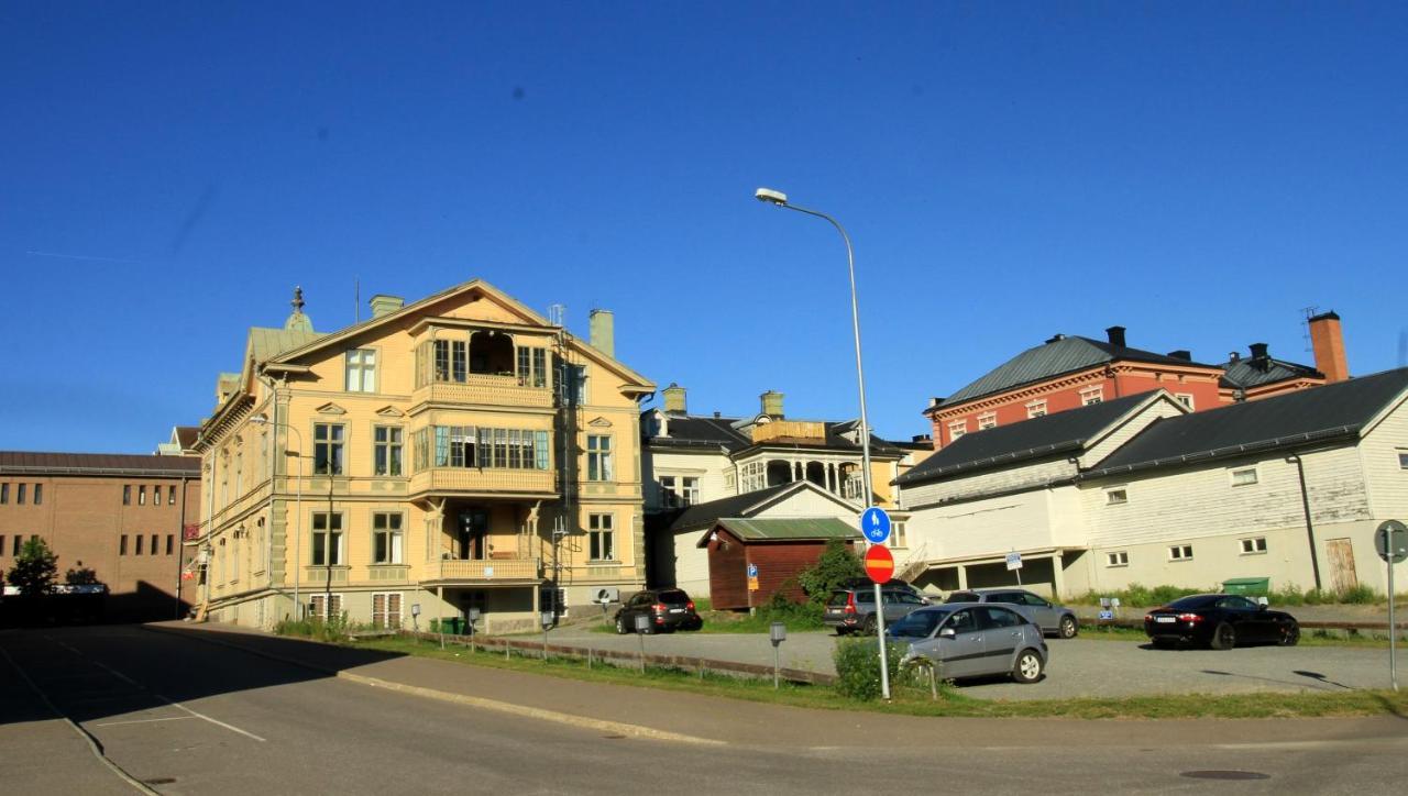 Hotel Solleftea Bagian luar foto
