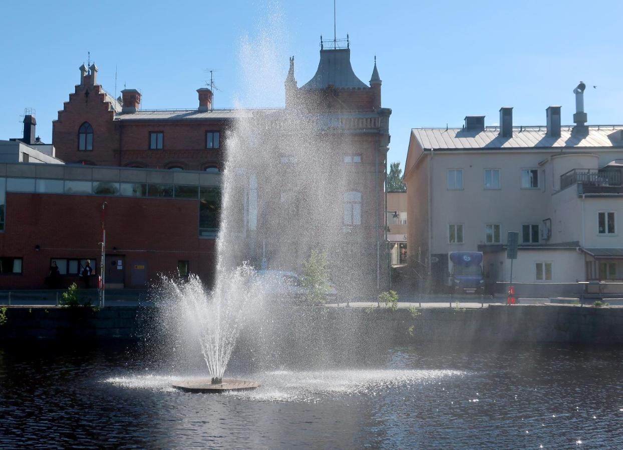 Hotel Solleftea Bagian luar foto